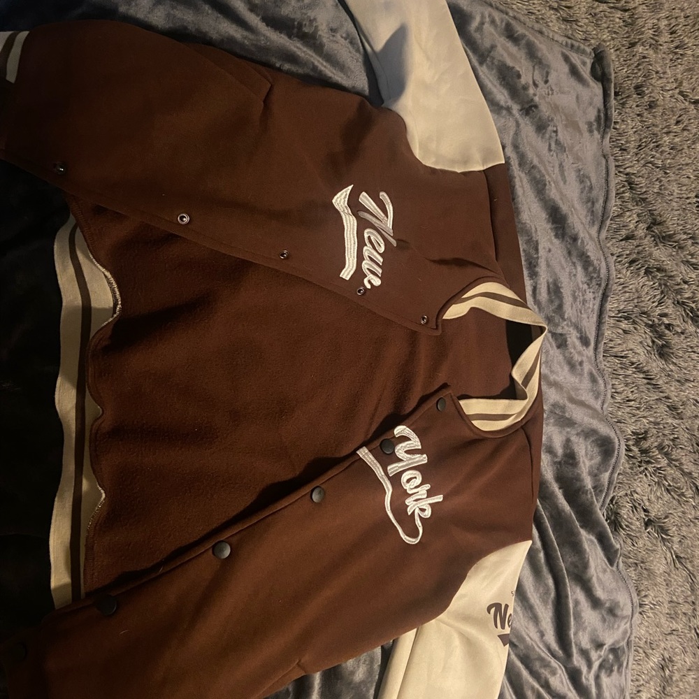 Never used Romwe New York baseball jacket